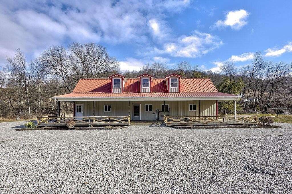 9.62 Acres of Land with Home for Sale in Brinkhaven, Ohio