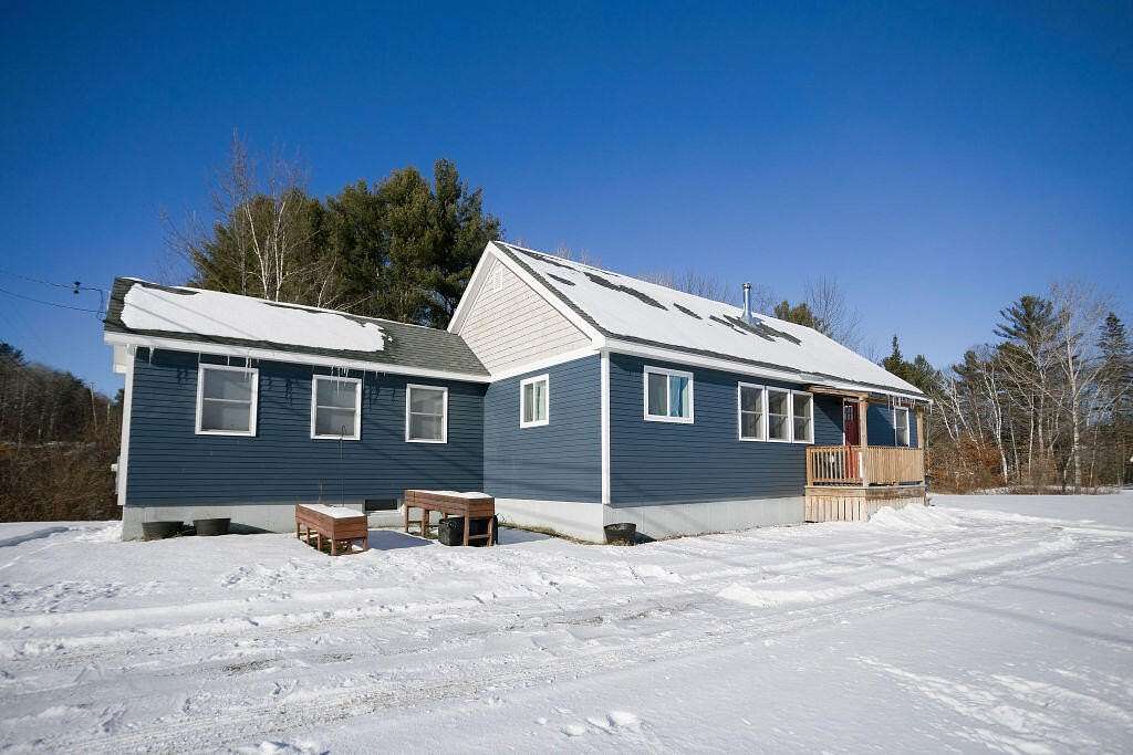 2.9 Acres of Residential Land with Home for Sale in Farmington, Maine