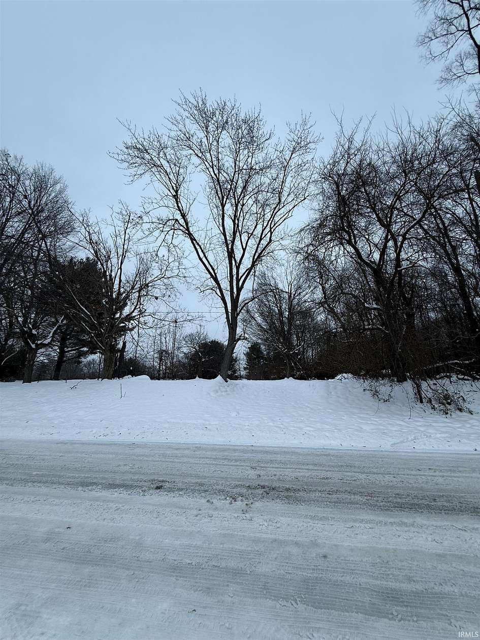 0.93 Acres of Residential Land for Sale in South Bend, Indiana