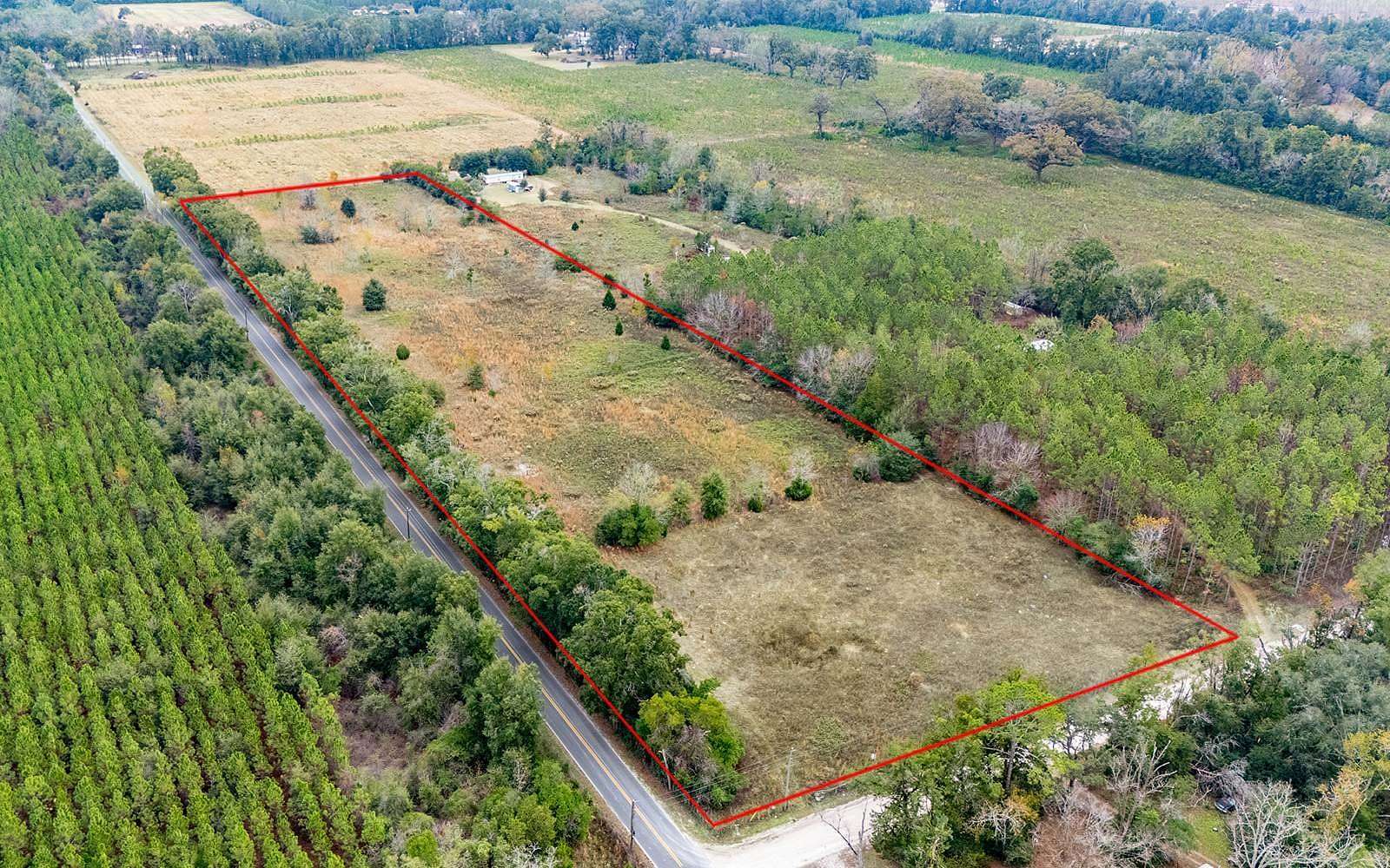 10 Acres of Land for Sale in Branford, Florida