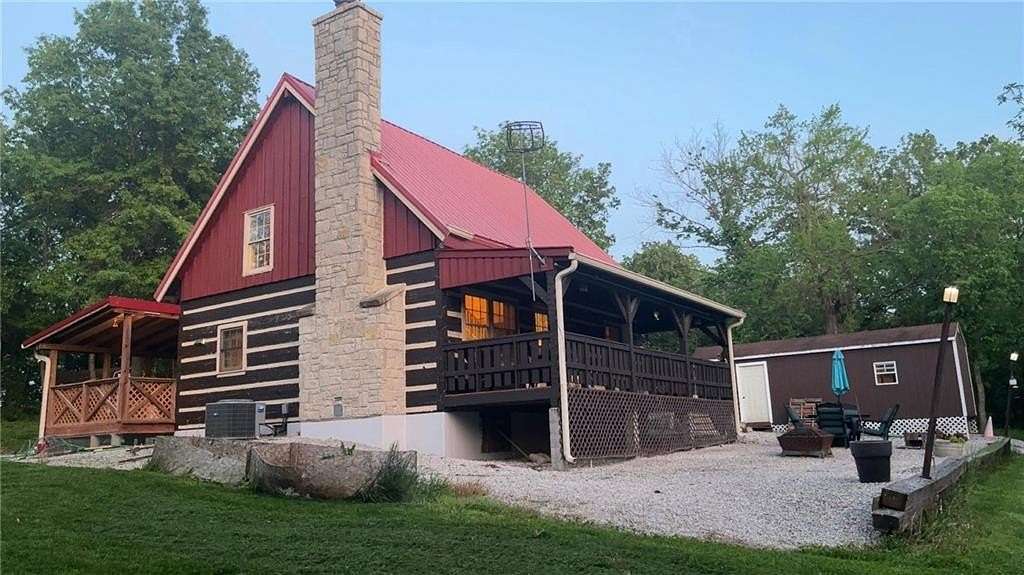 4.55 Acres of Residential Land with Home for Sale in Bates City, Missouri