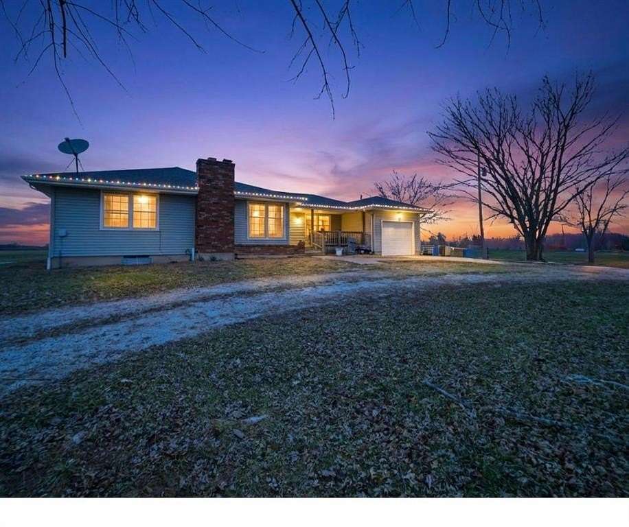 9 Acres of Residential Land with Home for Sale in Holden, Missouri