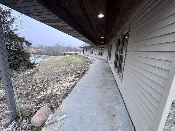 5.86 Acres of Residential Land with Home for Sale in Osceola, Iowa