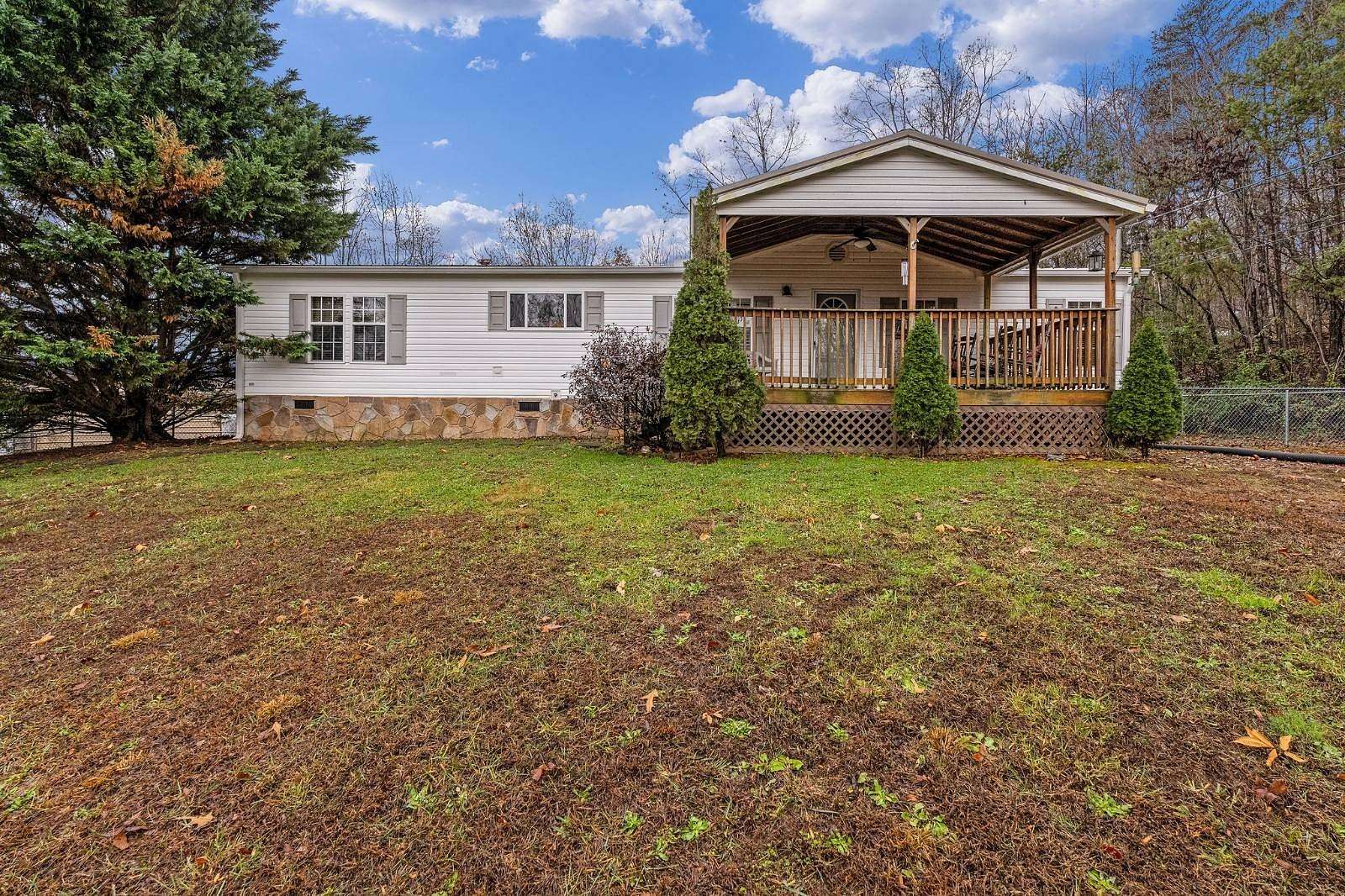 5.9 Acres of Residential Land with Home for Sale in Rutledge, Tennessee