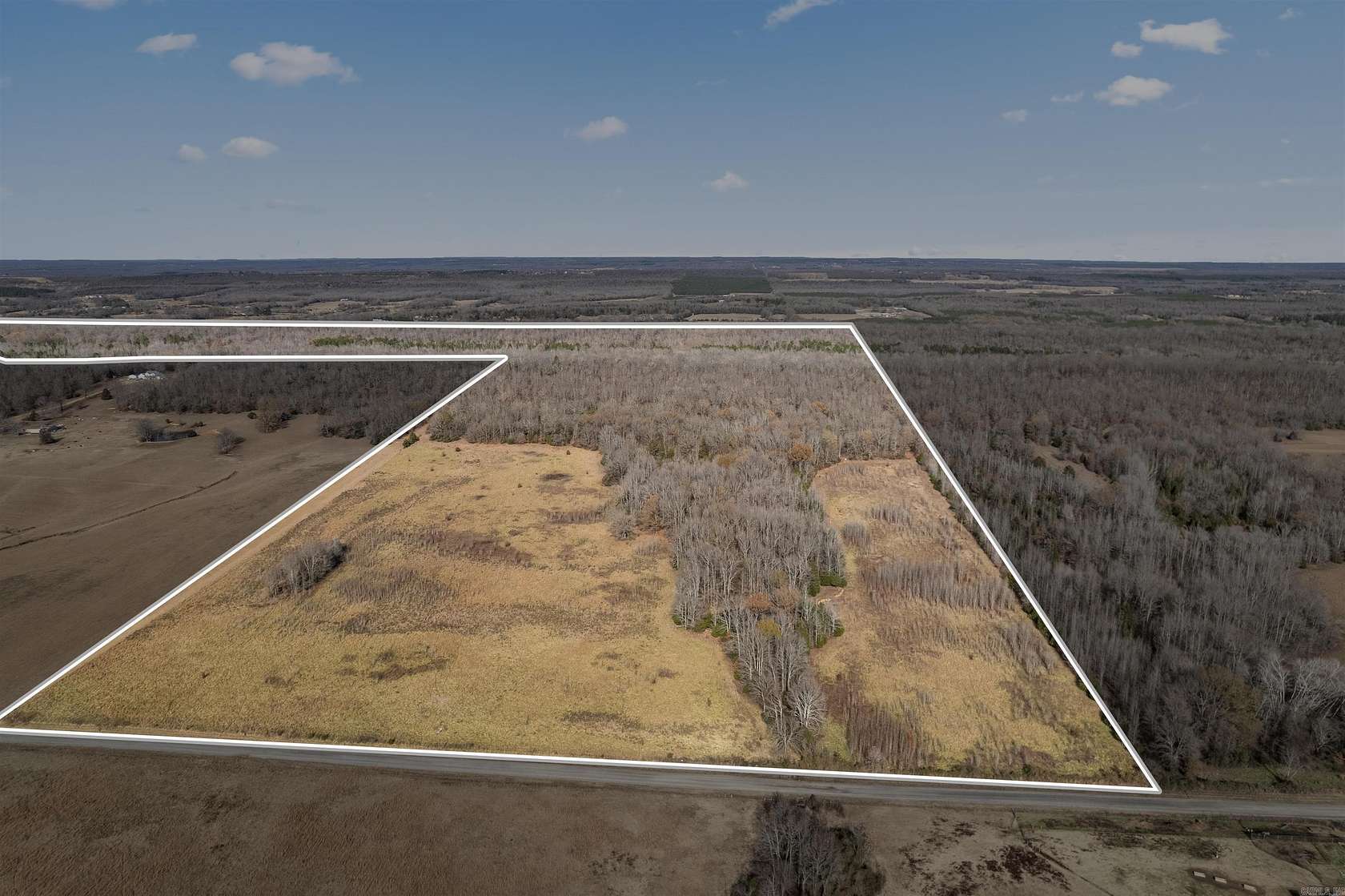 290 Acres of Recreational Land & Farm for Sale in El Paso, Arkansas