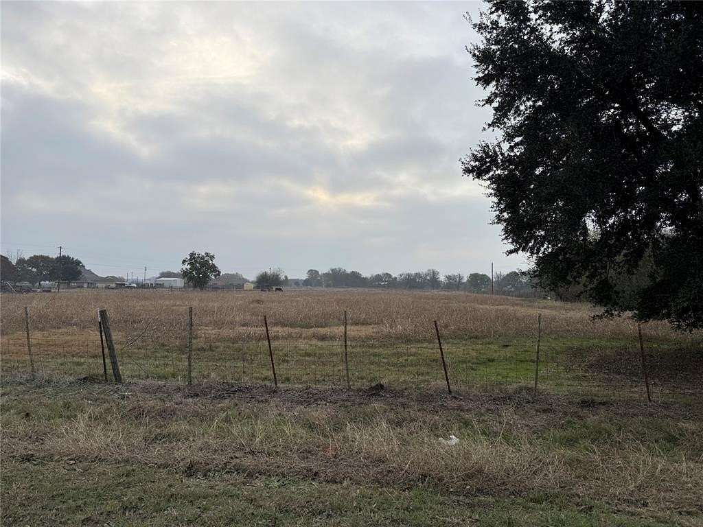 4.87 Acres of Residential Land for Sale in Palmer, Texas