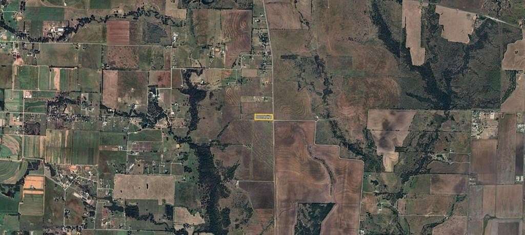 6 Acres of Improved Mixed-Use Land for Sale in Pilot Point, Texas