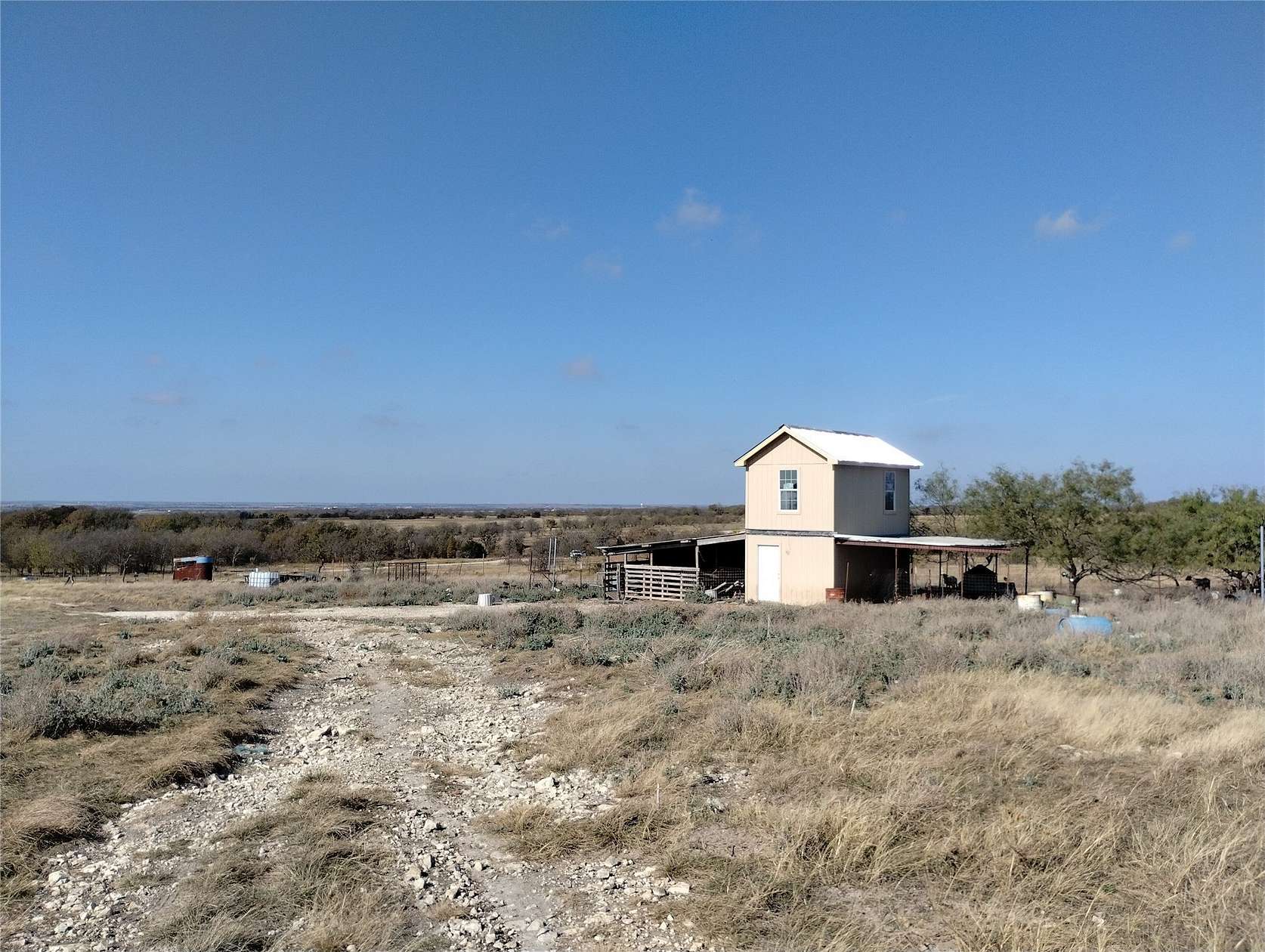 12.5 Acres of Land for Sale in Itasca, Texas