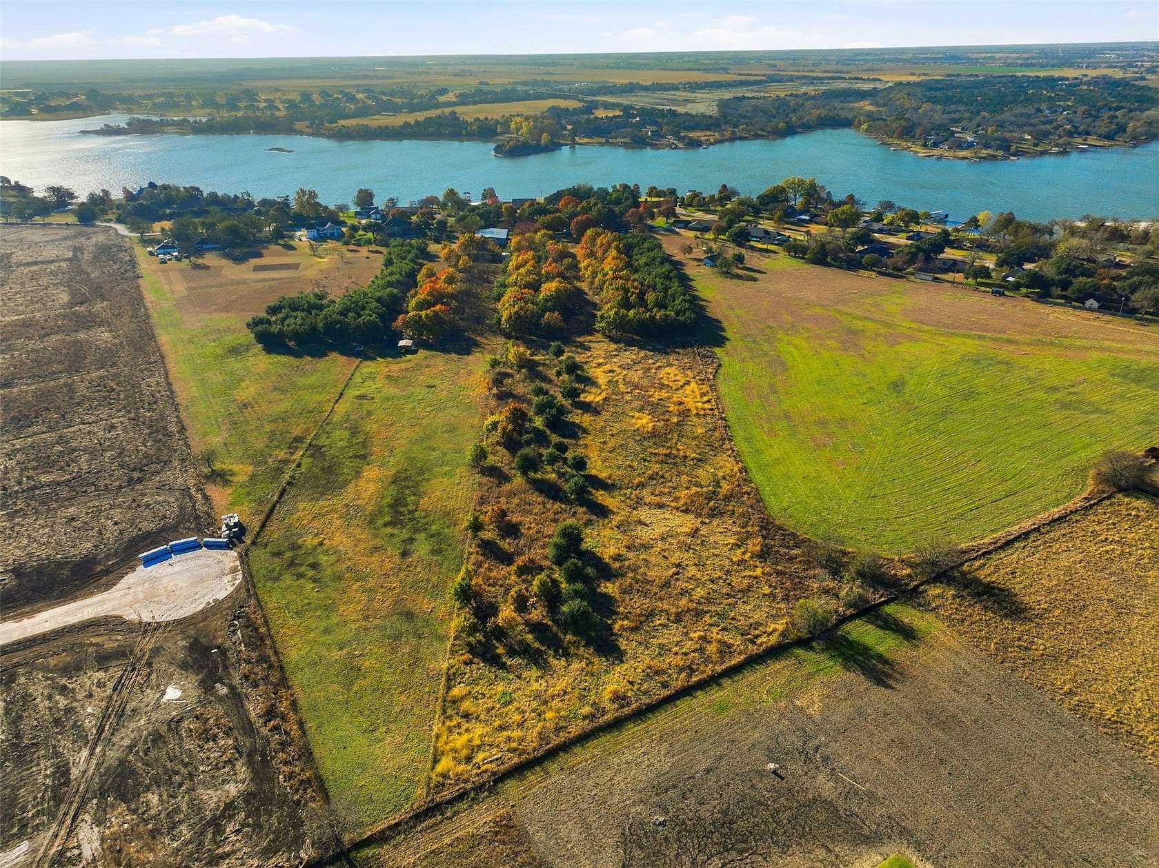 7.87 Acres of Residential Land for Sale in Waxahachie, Texas