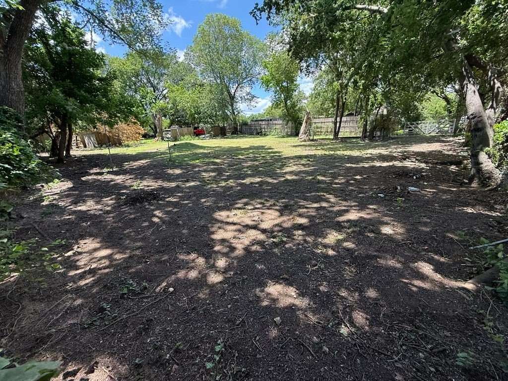 0.74 Acres of Residential Land for Sale in Dallas, Texas