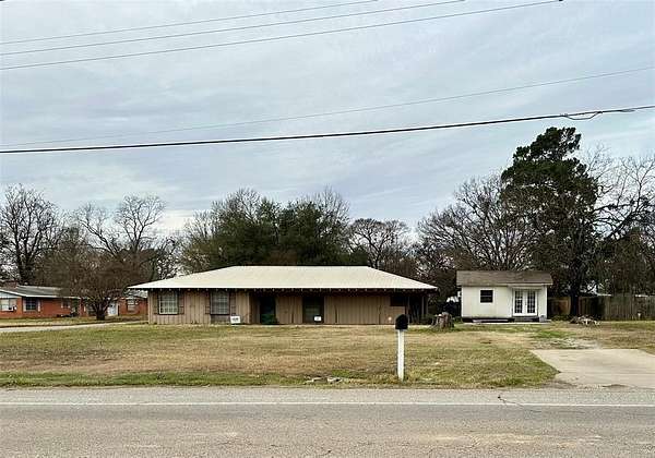 0.36 Acres of Land for Sale in Sulphur Springs, Texas