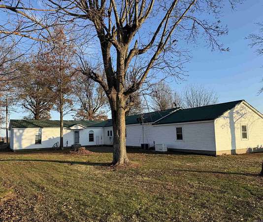39.6 Acres of Land with Home for Sale in Greenway, Arkansas