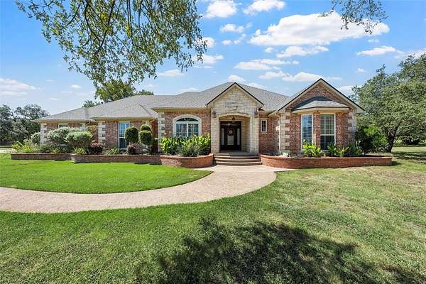 1.89 Acres of Residential Land with Home for Sale in Crawford, Texas