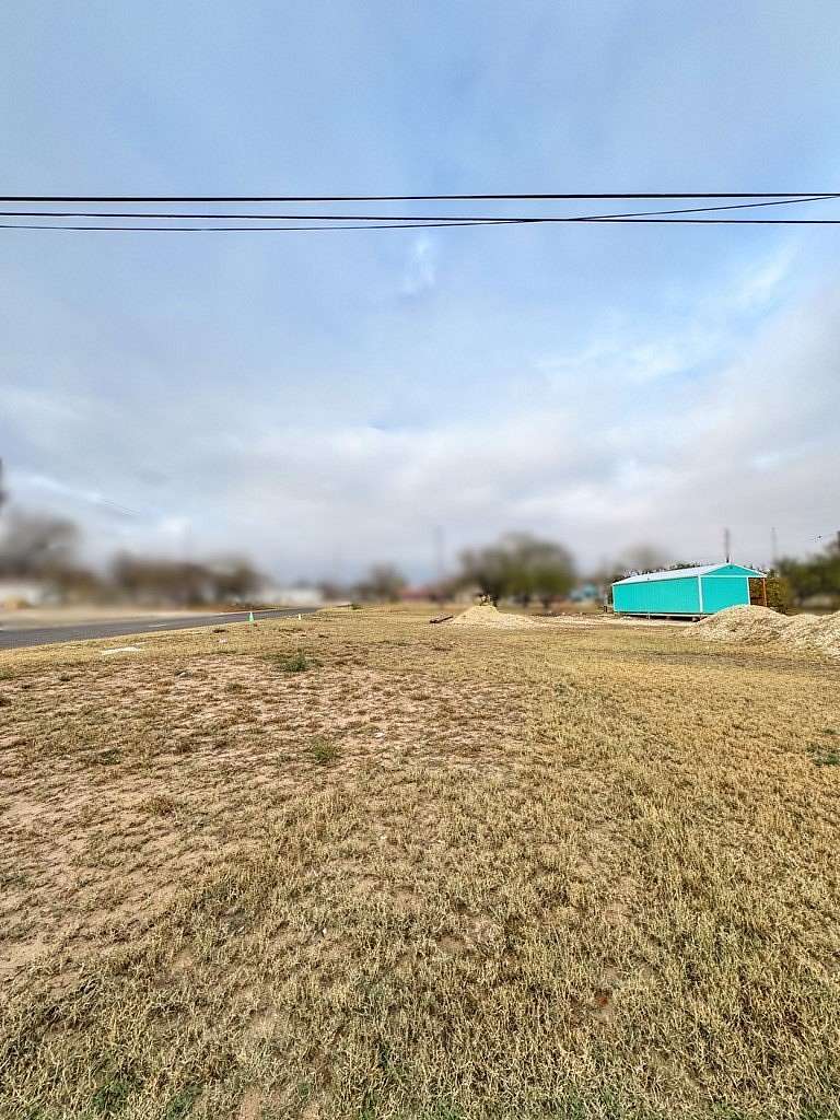 0.32 Acres of Commercial Land for Sale in Big Spring, Texas