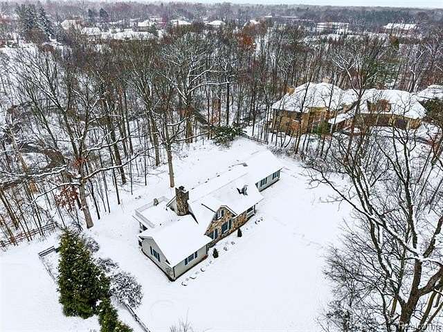 2.19 Acres of Residential Land for Sale in Franklin, Michigan