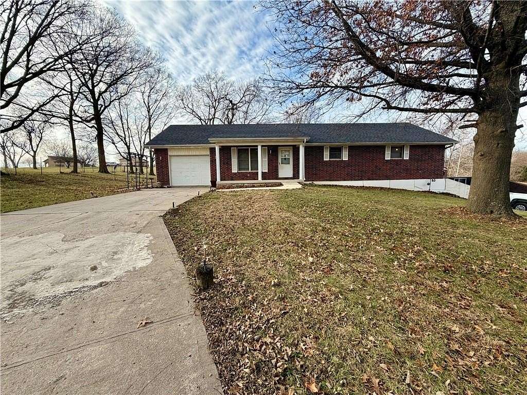 5.49 Acres of Residential Land with Home for Sale in Holt, Missouri