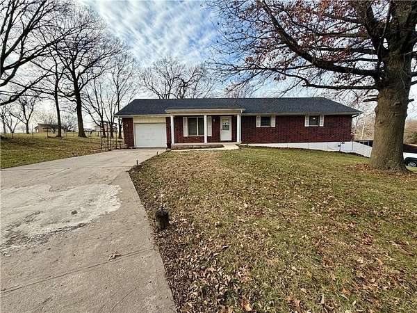 5.49 Acres of Residential Land with Home for Sale in Holt, Missouri