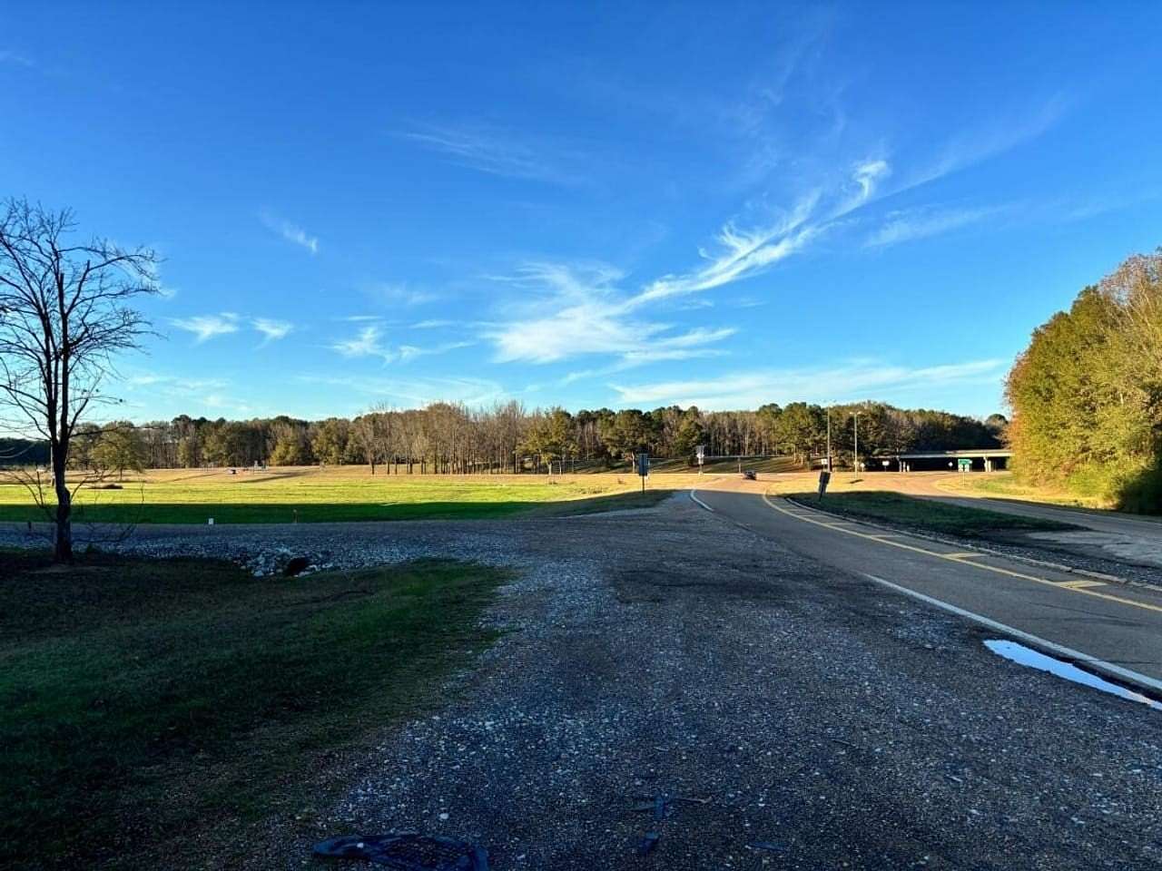 14 Acres of Commercial Land for Sale in Philadelphia, Mississippi