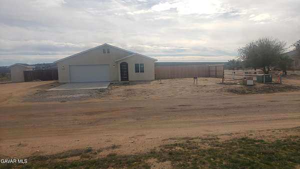 2.39 Acres of Residential Land with Home for Sale in California City, California