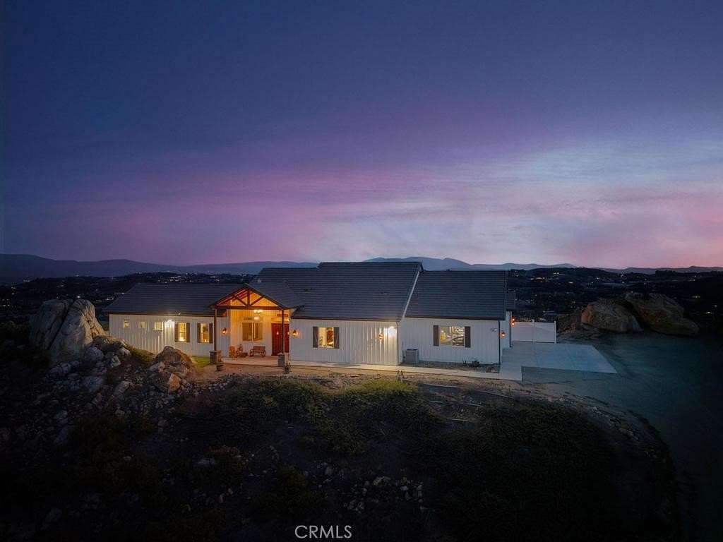 5.56 Acres of Residential Land with Home for Sale in Murrieta, California