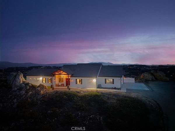 5.56 Acres of Residential Land with Home for Sale in Murrieta, California