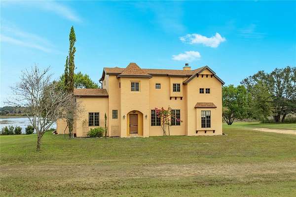 13 Acres of Improved Mixed-Use Land for Sale in Howey-in-the-Hills, Florida