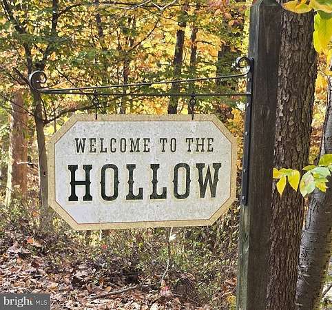 18.7 Acres of Land with Home for Sale in Middletown, Pennsylvania