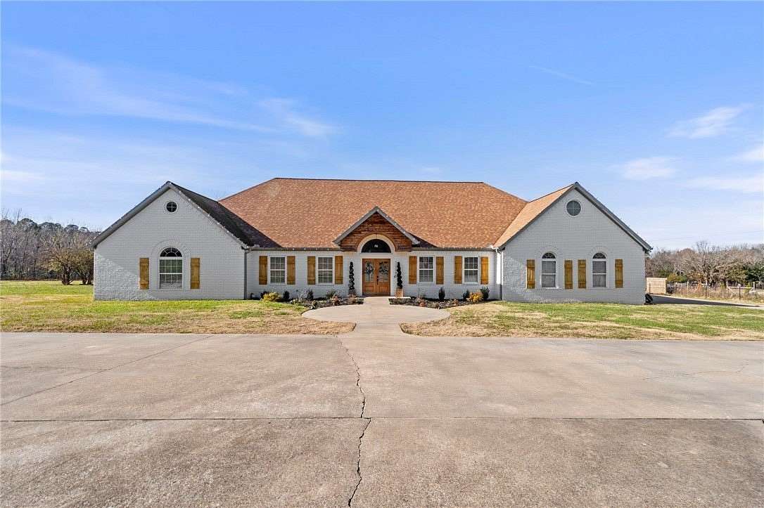 5 Acres of Land with Home for Sale in Prairie Grove, Arkansas