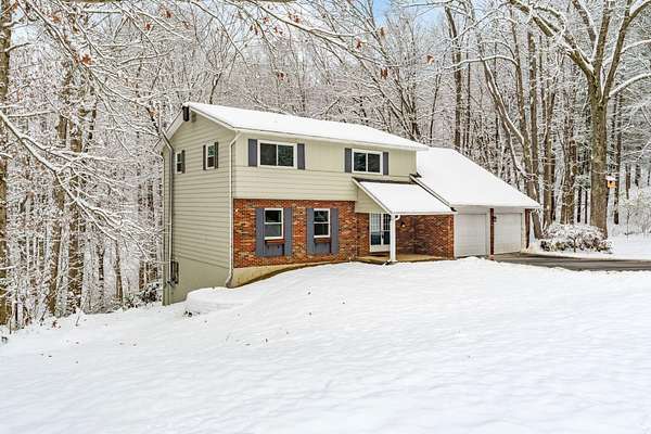 1.5 Acres of Residential Land with Home for Sale in Granville, Ohio