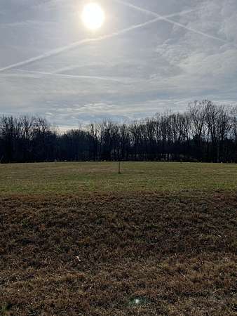 1.29 Acres of Residential Land for Sale in Greenbrier, Tennessee
