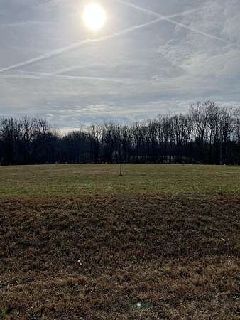 1.29 Acres of Residential Land for Sale in Greenbrier, Tennessee