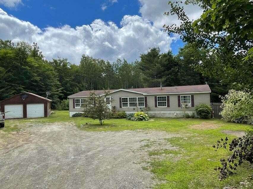 2 Acres of Residential Land with Home for Sale in Winslow, Maine