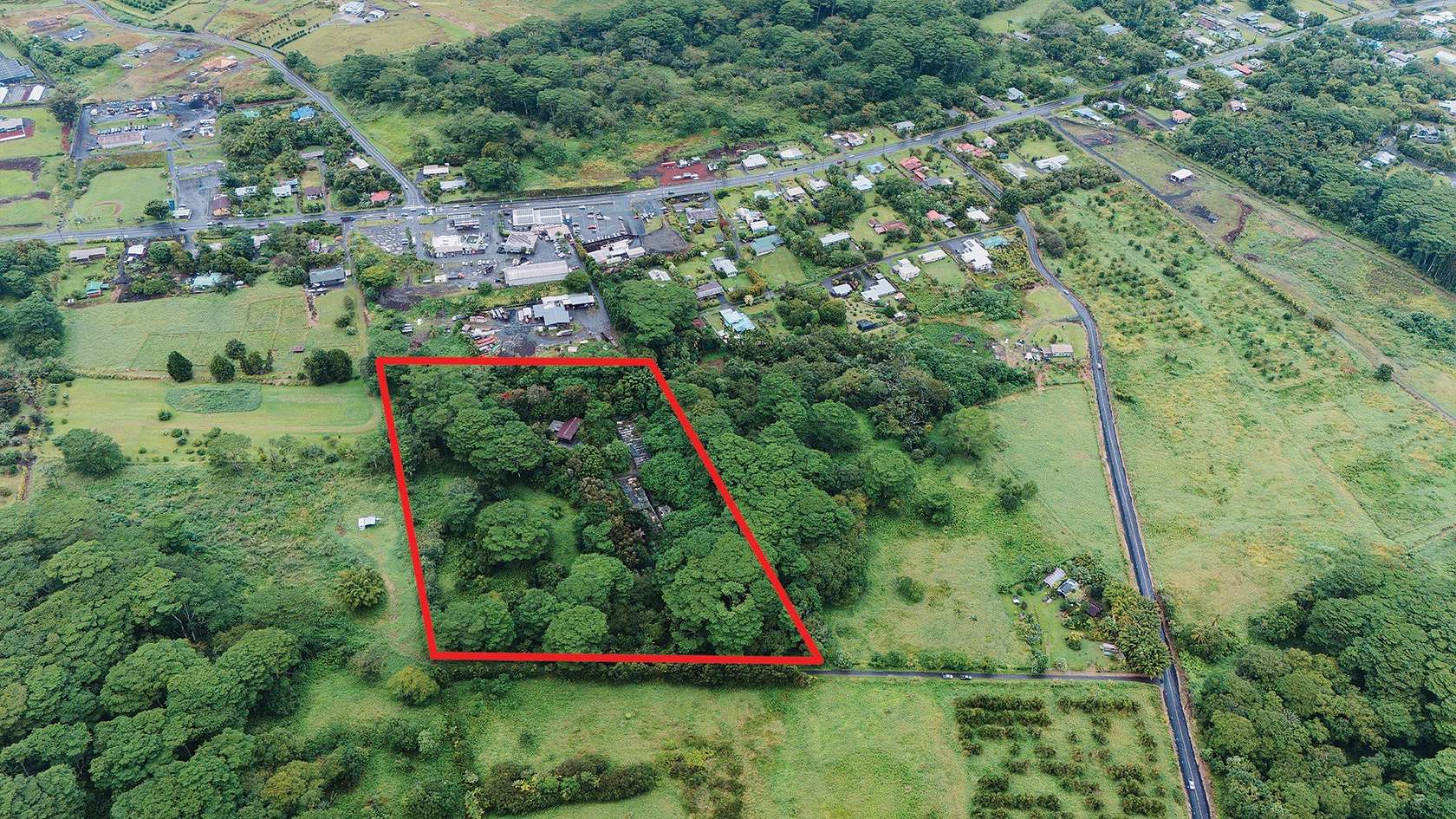 12.1 Acres of Land with Home for Sale in Kurtistown, Hawaii