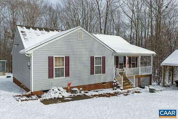 11.6 Acres of Land with Home for Sale in Louisa, Virginia