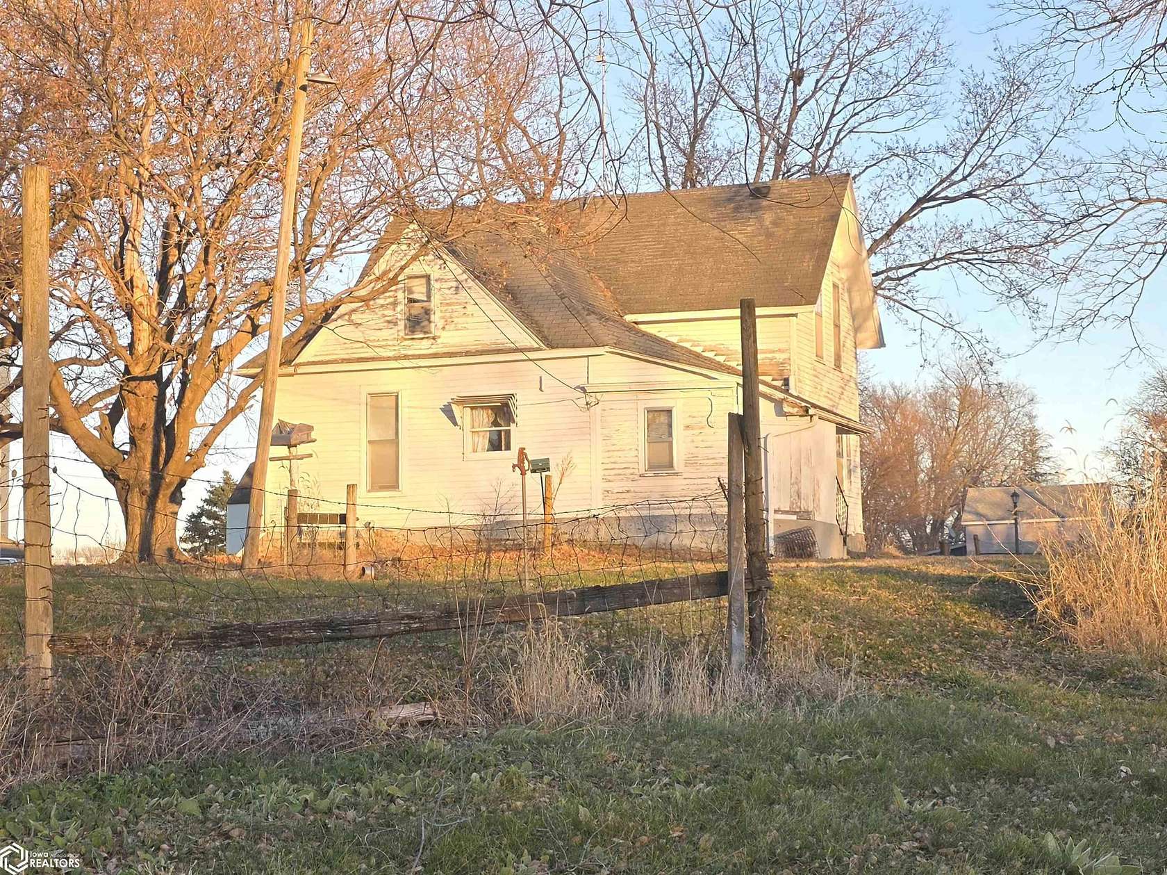 Land with Home for Sale in Mason City, Iowa