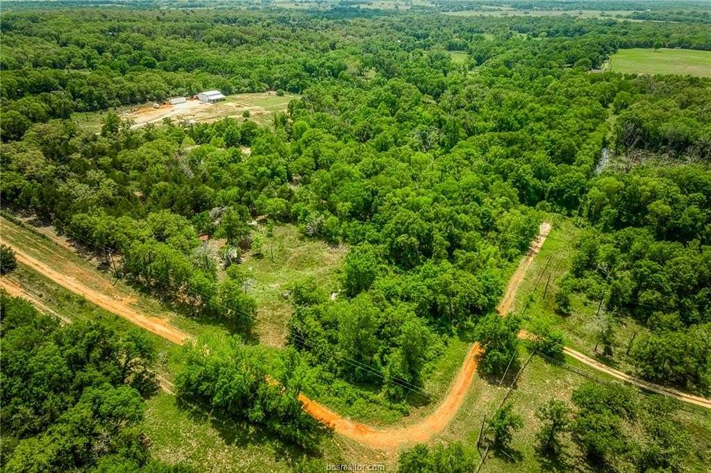 10 Acres of Recreational Land for Sale in Caldwell, Texas