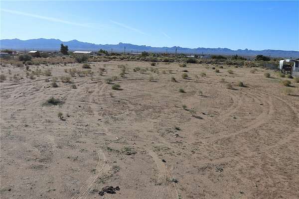 1.17 Acres of Land for Sale in Golden Valley, Arizona