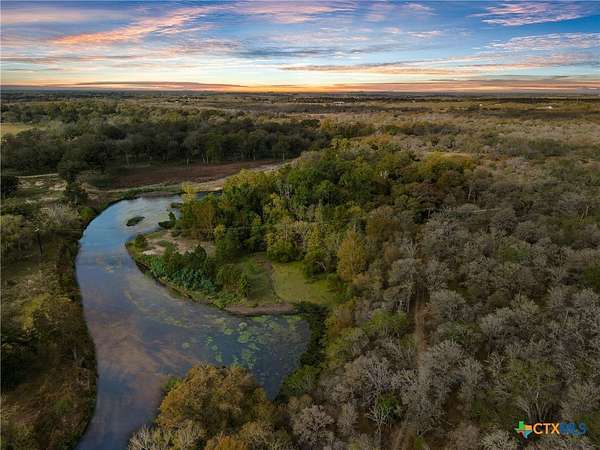 17.2 Acres of Land for Sale in Seguin, Texas