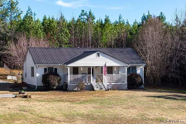 3 Acres of Residential Land with Home for Sale in Brodnax, Virginia