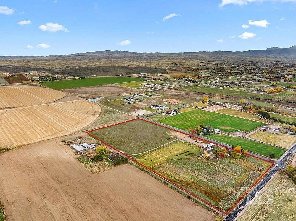 20 Acres of Land with Home for Sale in Eagle, Idaho