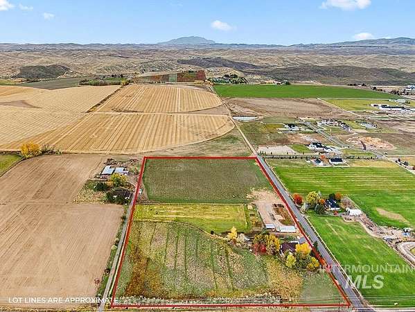 20 Acres of Land with Home for Sale in Eagle, Idaho