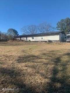 2.7 Acres of Residential Land with Home for Sale in Sardis, Mississippi