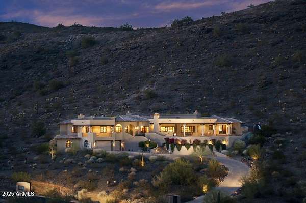 1.75 Acres of Residential Land with Home for Lease in Phoenix, Arizona