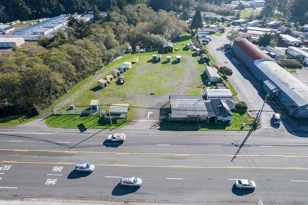 2.53 Acres of Improved Commercial Land for Sale in Crescent City, California