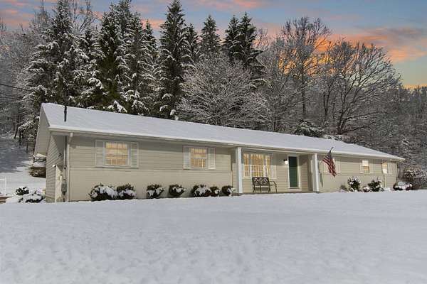 2.59 Acres of Residential Land with Home for Sale in Rainelle, West Virginia