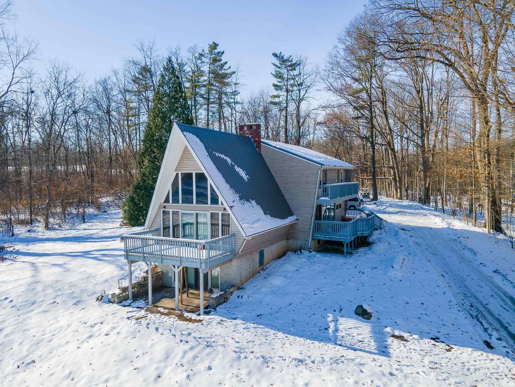 6.4 Acres of Residential Land with Home for Sale in Roanoke, Indiana