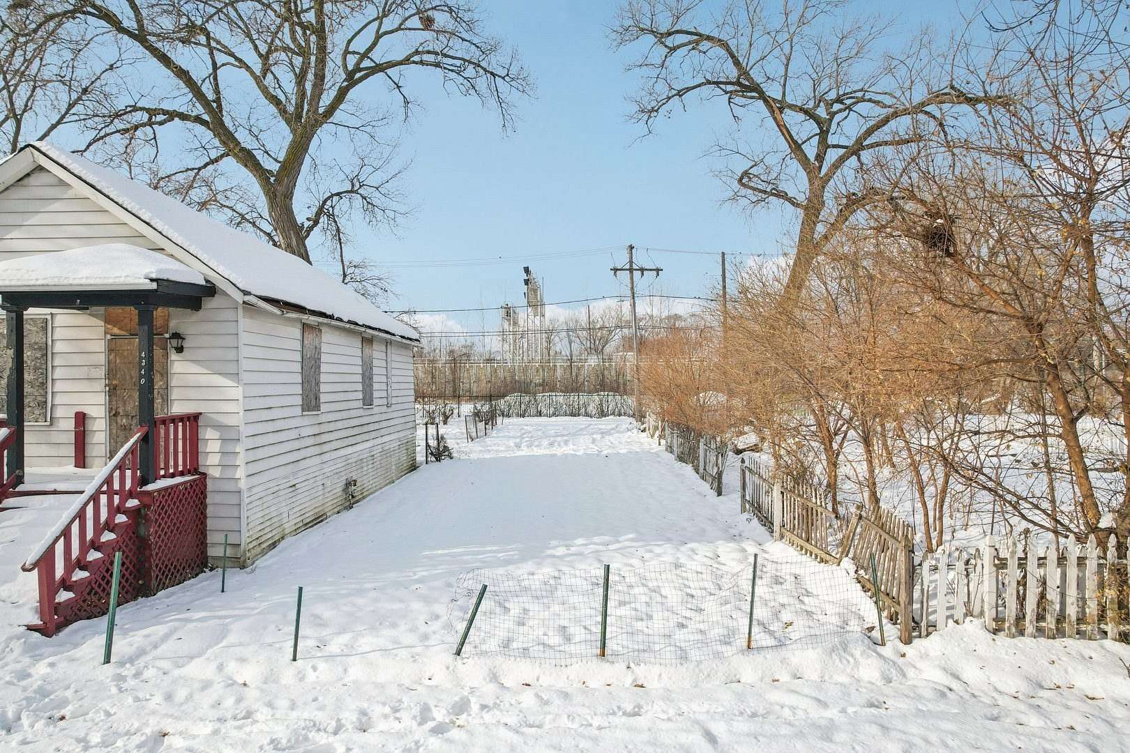 0.63 Acres of Land for Sale in Chicago, Illinois