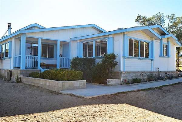 5 Acres of Residential Land with Home for Sale in Landers, California