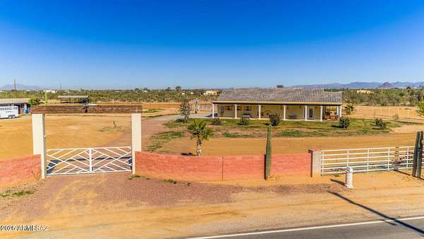 4.34 Acres of Residential Land with Home for Sale in Tucson, Arizona