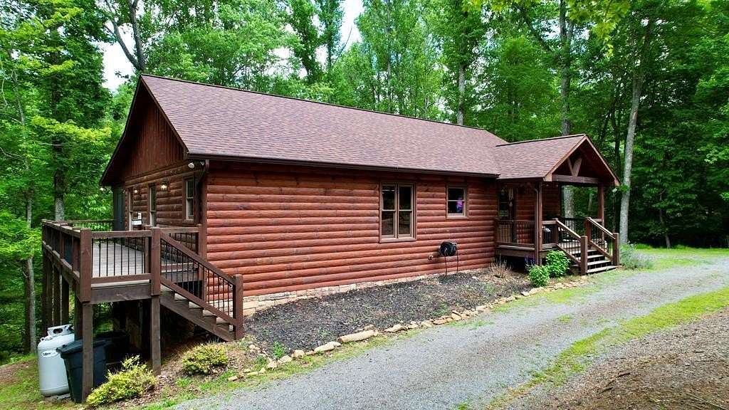 1.83 Acres of Land with Home for Sale in Mineral Bluff, Georgia
